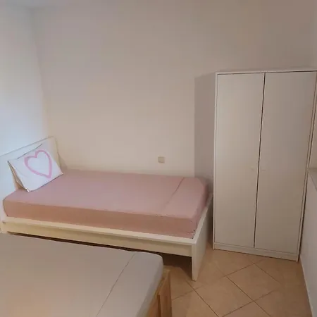 Real Vacation Apartment Lumbarda
